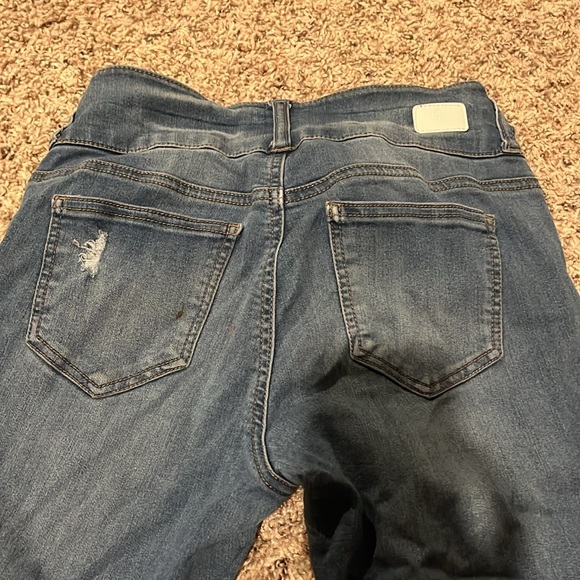 Blue jeans, Mid rise and Ankle skinny, three buttons - Picture 3 of 3